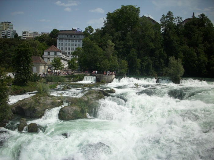 [Bild: attachment.php?attachmentid=57470&stc=1&d=1248421803]