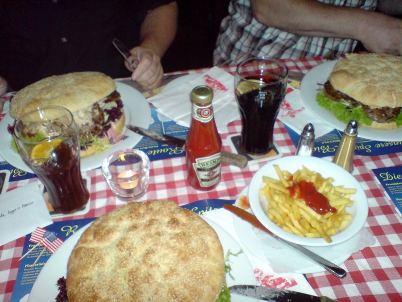 [Bild: attachment.php?attachmentid=58241&stc=1&d=1251229051]