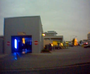 [Bild: attachment.php?attachmentid=9936&d=1132858402]