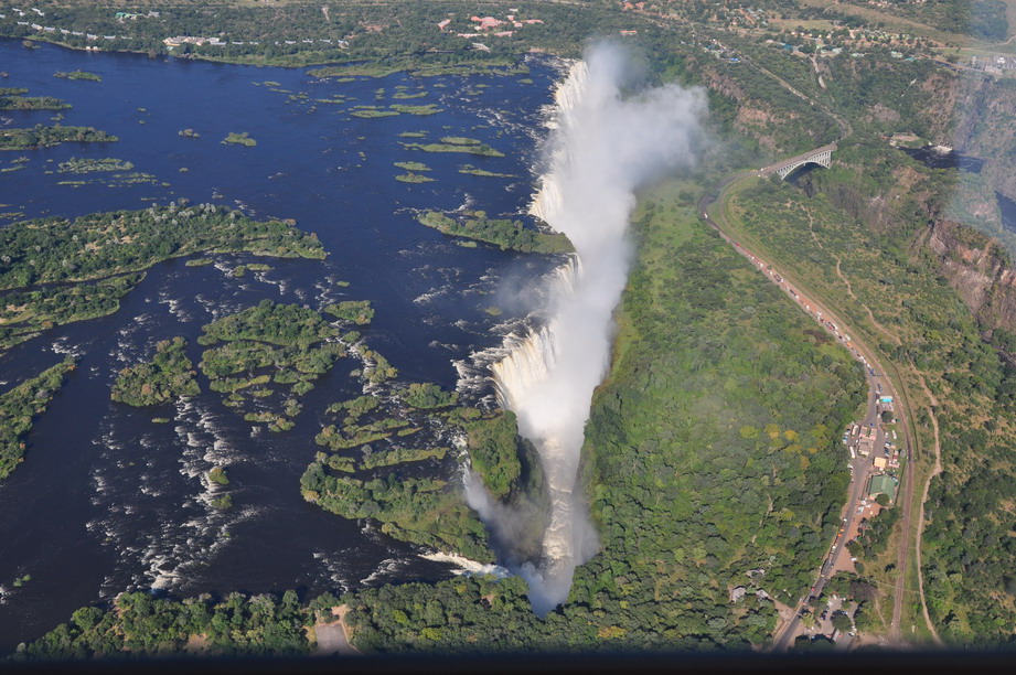 [Bild: dsc_21360_victoria_falls_min.jpg]