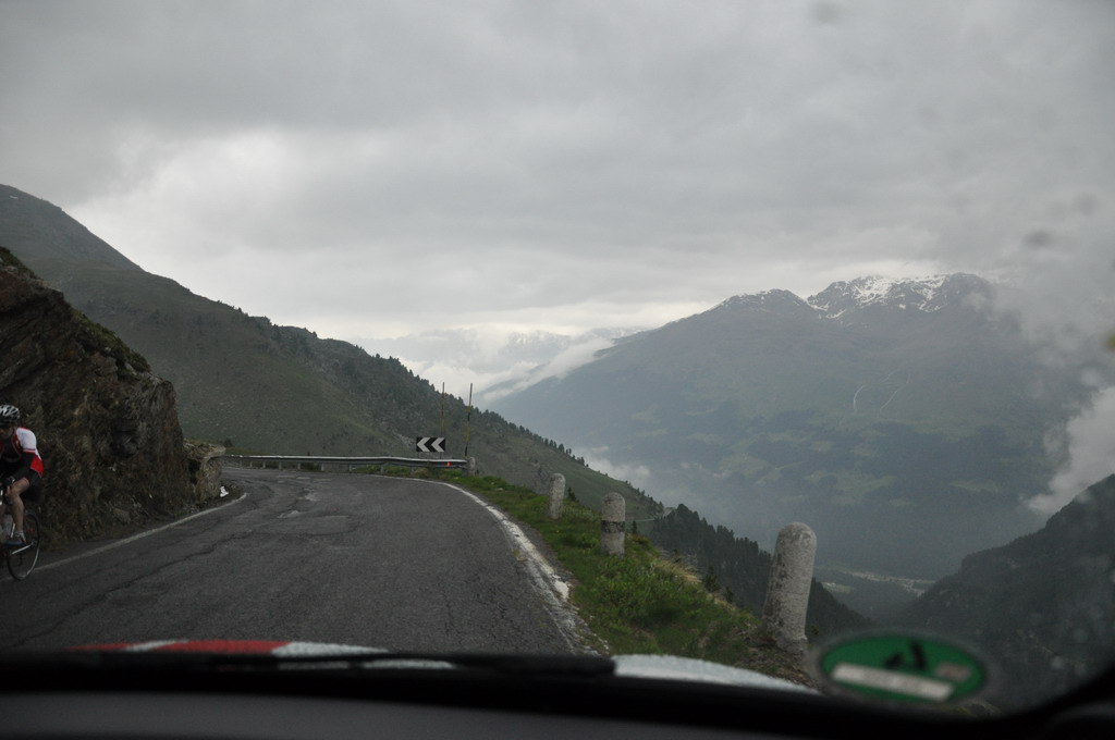 [Bild: dsc_22412_gavia_abfahrt_min.jpg]