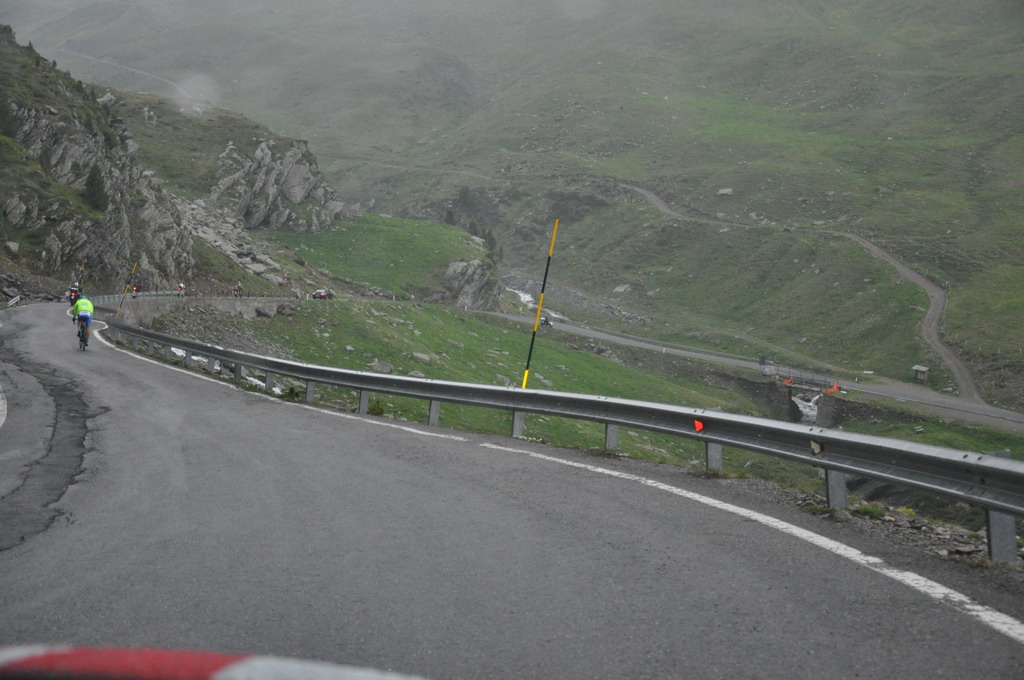 [Bild: dsc_22415_gavia_abfahrt_min.jpg]