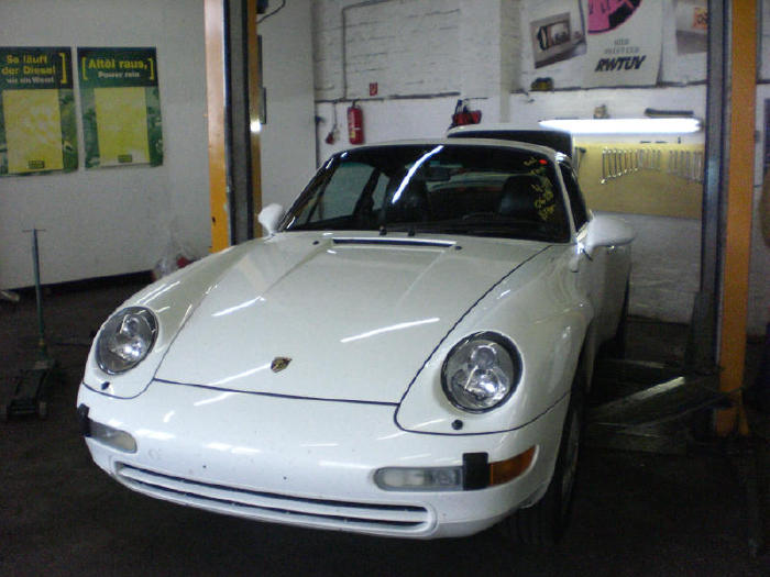 [Bild: 993white.jpg]