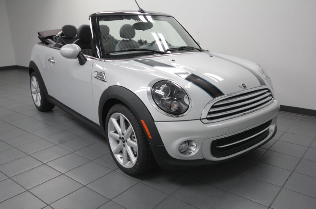 [Bild: mini_cabrio_r57_highgate_white_silver.jpg]