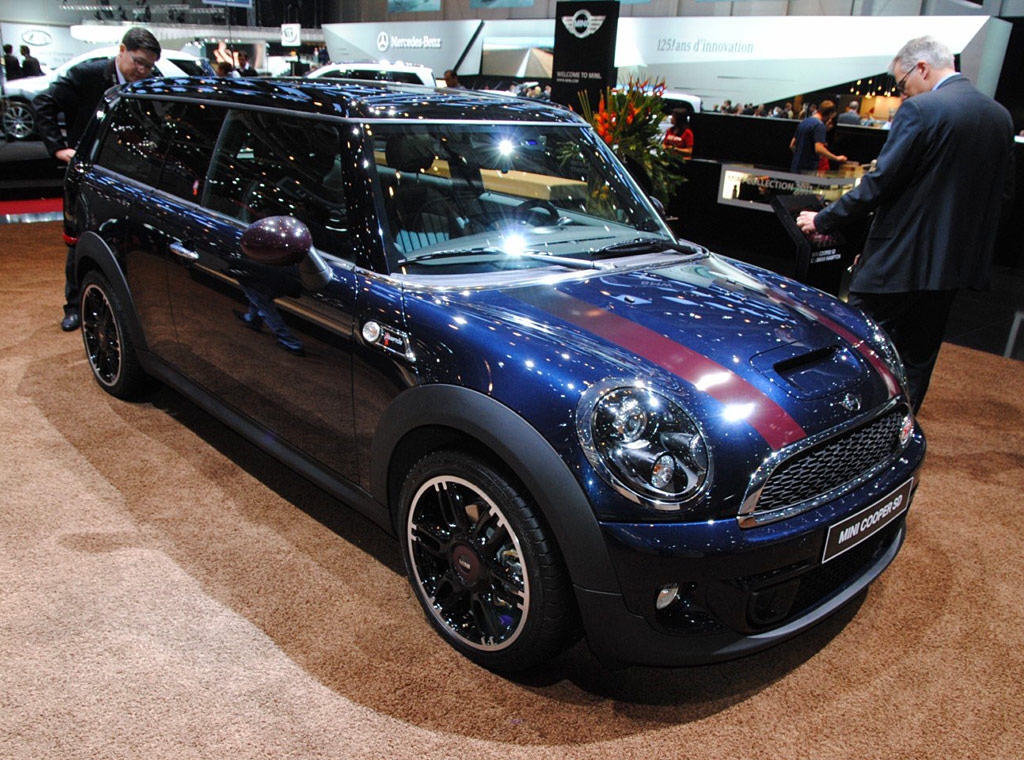 [Bild: mini_clubman_r55_hampton_autosalon_genf_2011.jpg]