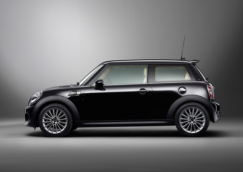 [Bild: mini_inspired_by_goodwood_r56_seitenansicht.jpg]