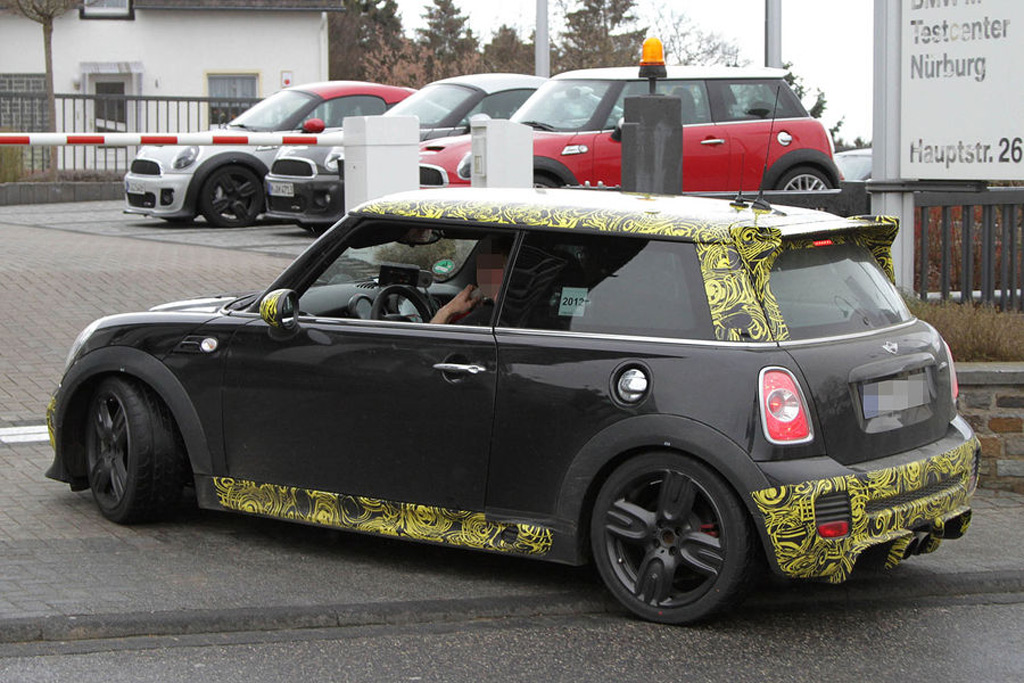 [Bild: mini_jcw_gp_r56_prototyp_midnight_black.jpg]