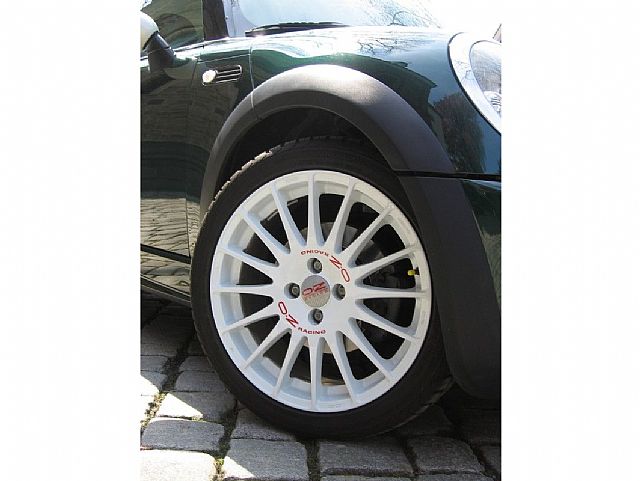 [Bild: 107596796_3.jpg]