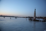 Zugefrorene Alster In Hamburg
