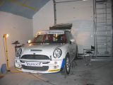 Reperaturarbeiten am Challenge-Mini