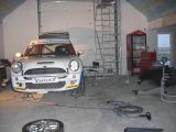 Reperaturarbeiten am Challenge-Mini