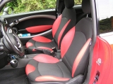 Das Interieur. Meine Frau Meinte Nur: Spielzeugauto. :-) Seis Drum, Mir Gefällt Es Heute Noch.