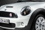 MINI 50 Camden Detail Front