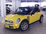 MINI Checkmate in Liquid Yellow