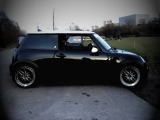 Mein MINI (das Foto ist bearbeitet)