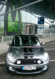Sunny Am Flughafen