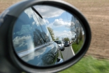 Blick aus dem Beifahrerspiegel