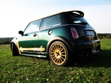 British Racing Green Meets Beige03