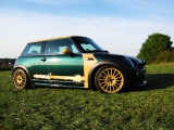 British Racing Green Meets Beige01
