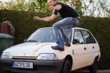Ich,beim Winterauto Streicheln!! :-)